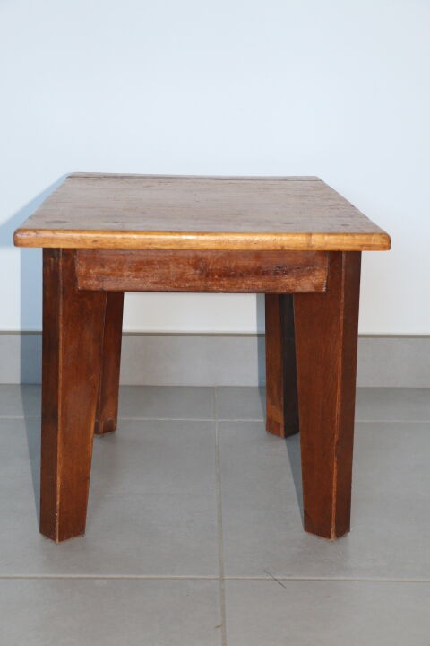 3 asymmetrical side tables