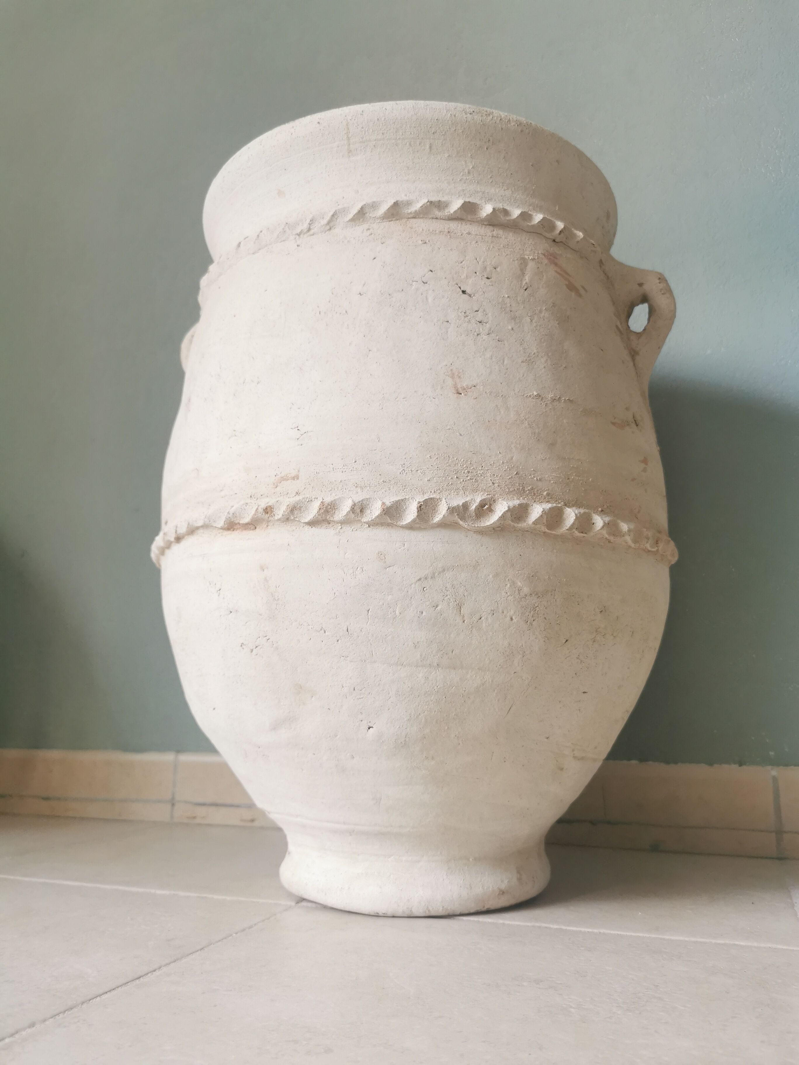 Terracotta pot from Zagora
