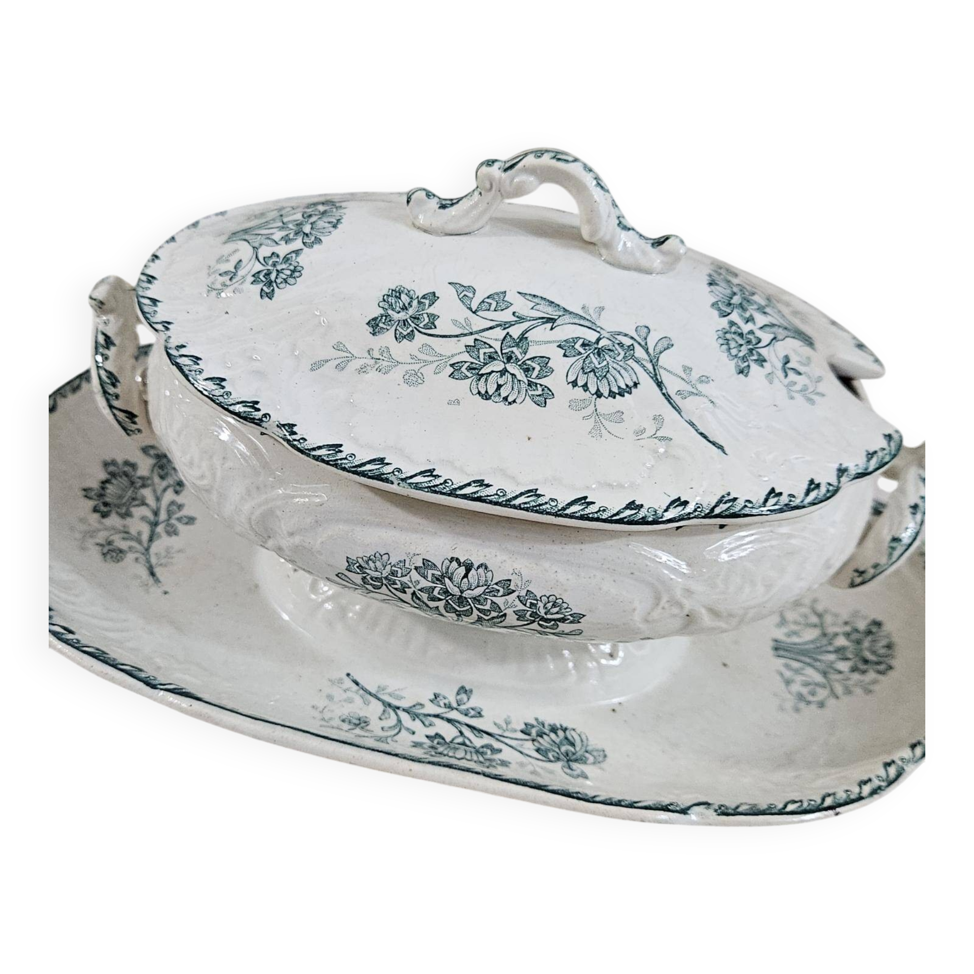 Small iron clay soup tureen