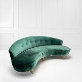 Mid-Century Curved Sofa in the style of Federico Munari, Italy, 1950s