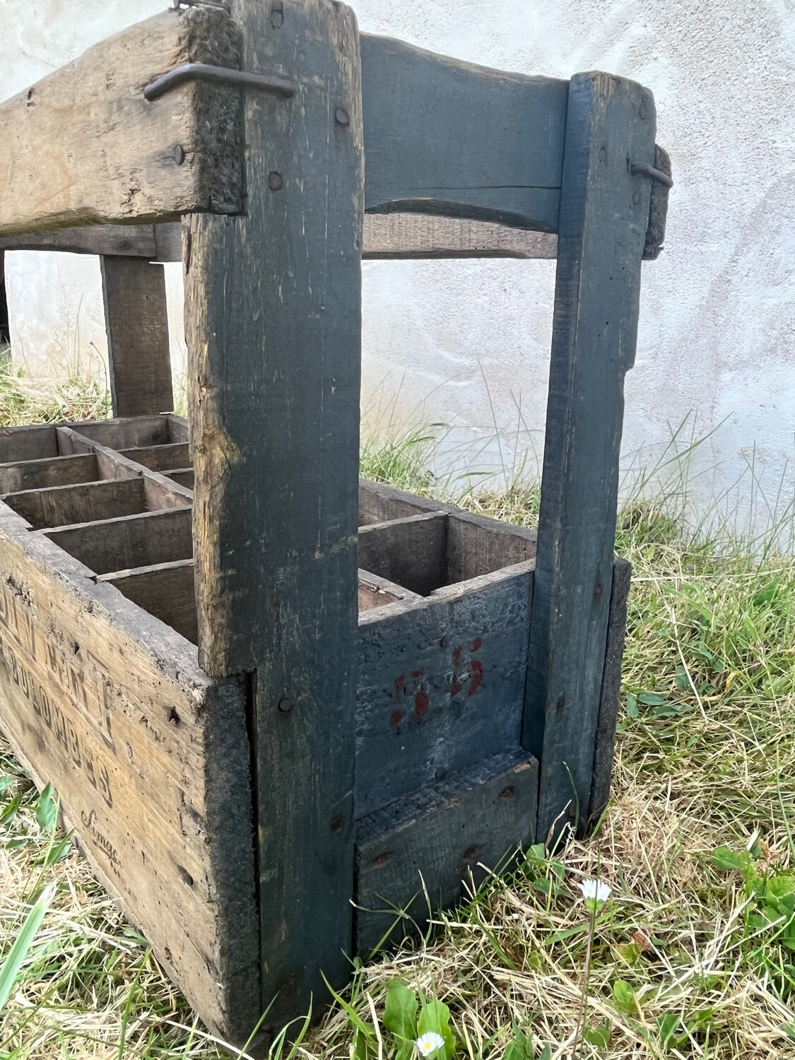 Range bouteille en bois