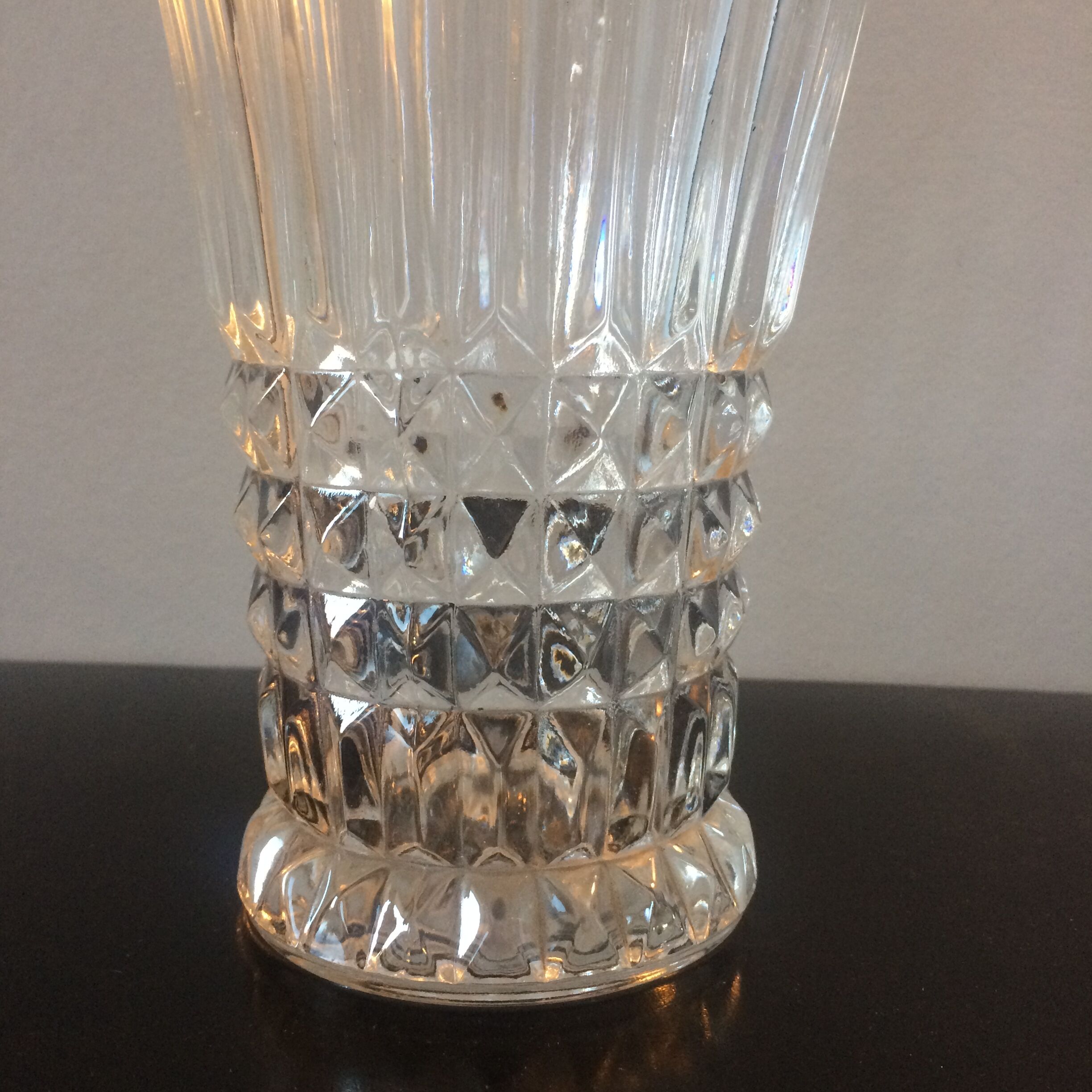 Glass vase