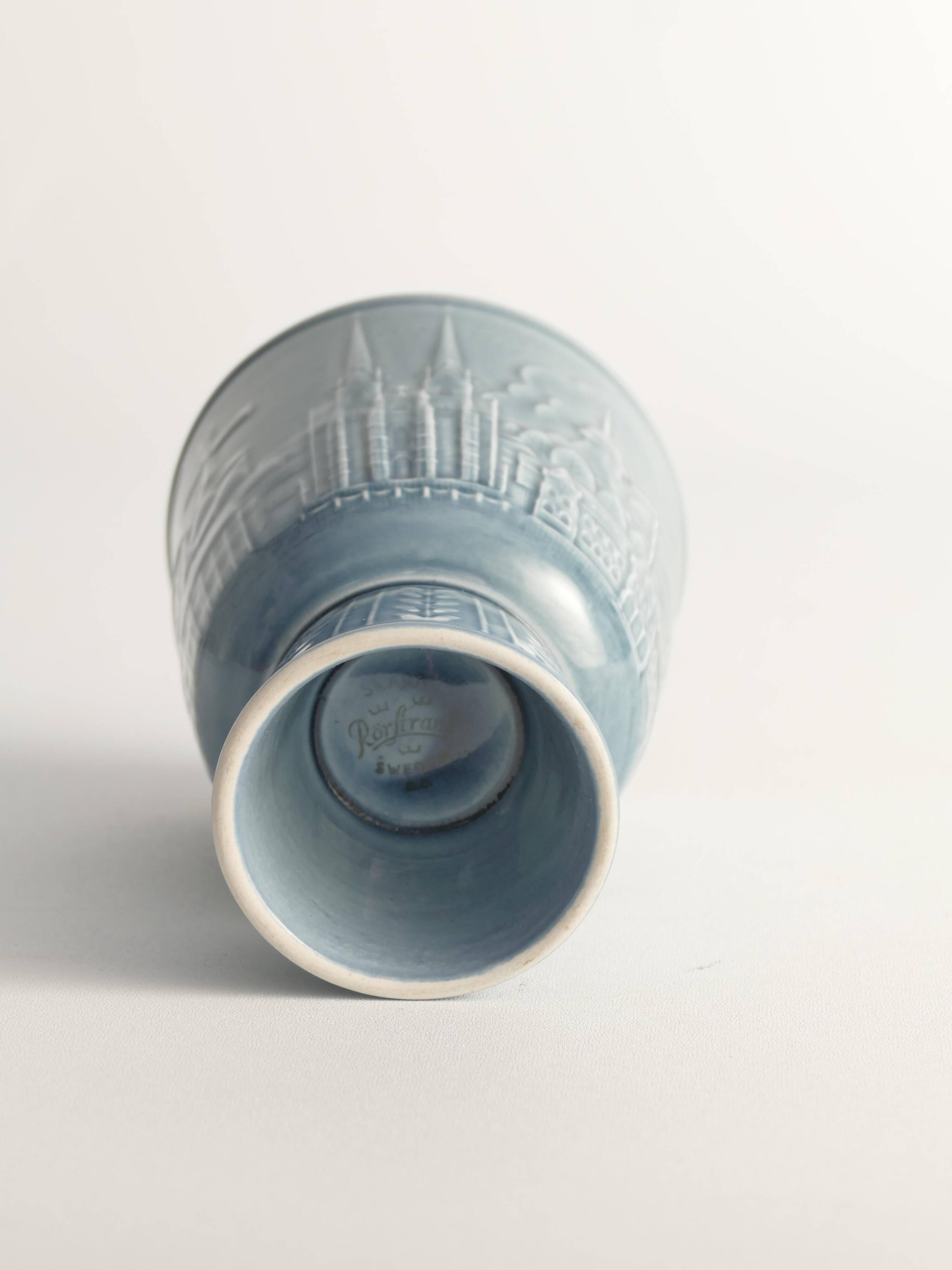 Vase bleu français moderne scandinave par Gunnar Nylund pour Rörstrand, Suède 1950