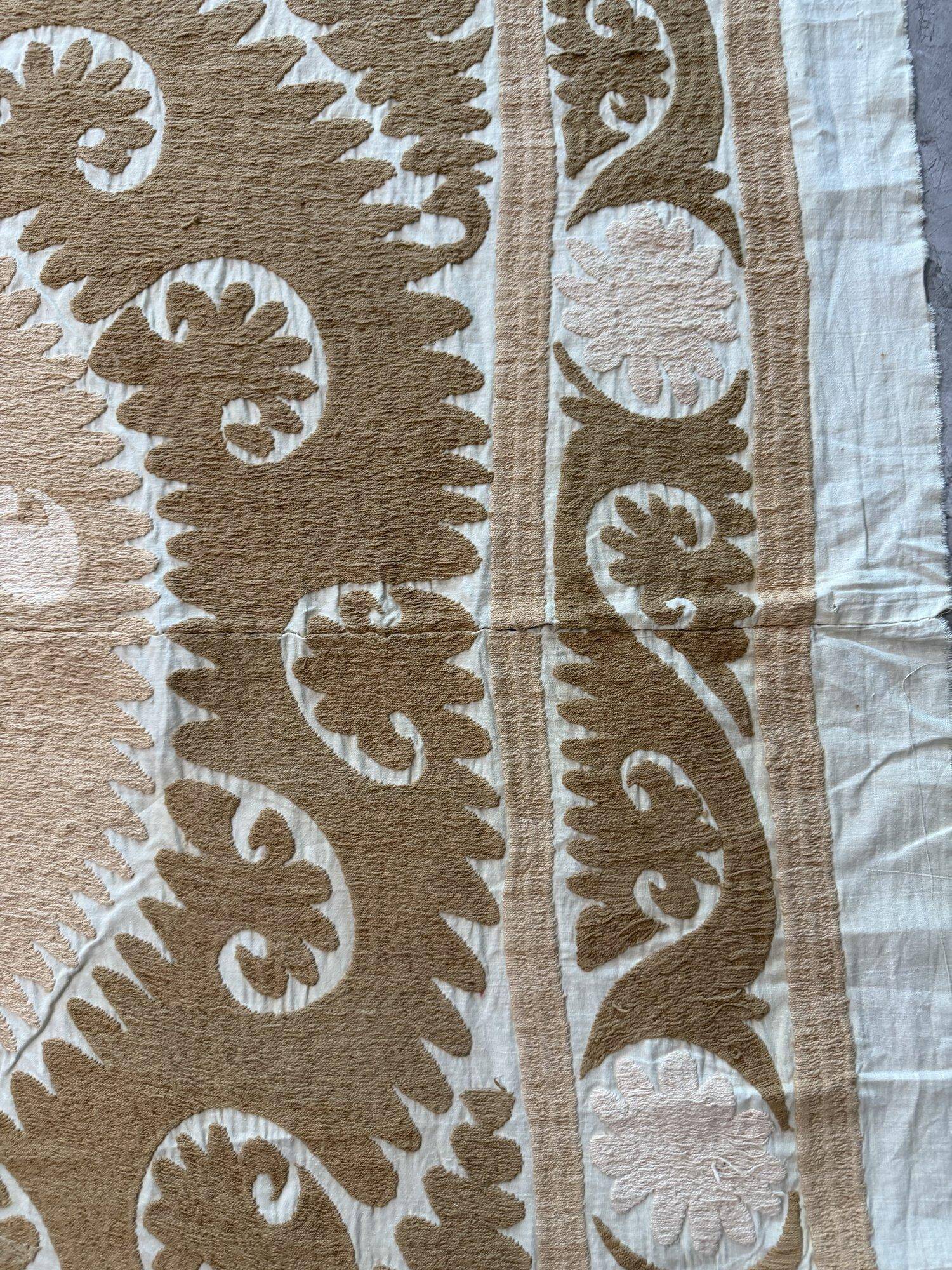 Vintage hand-embroidered tablecloth 144x170 cm