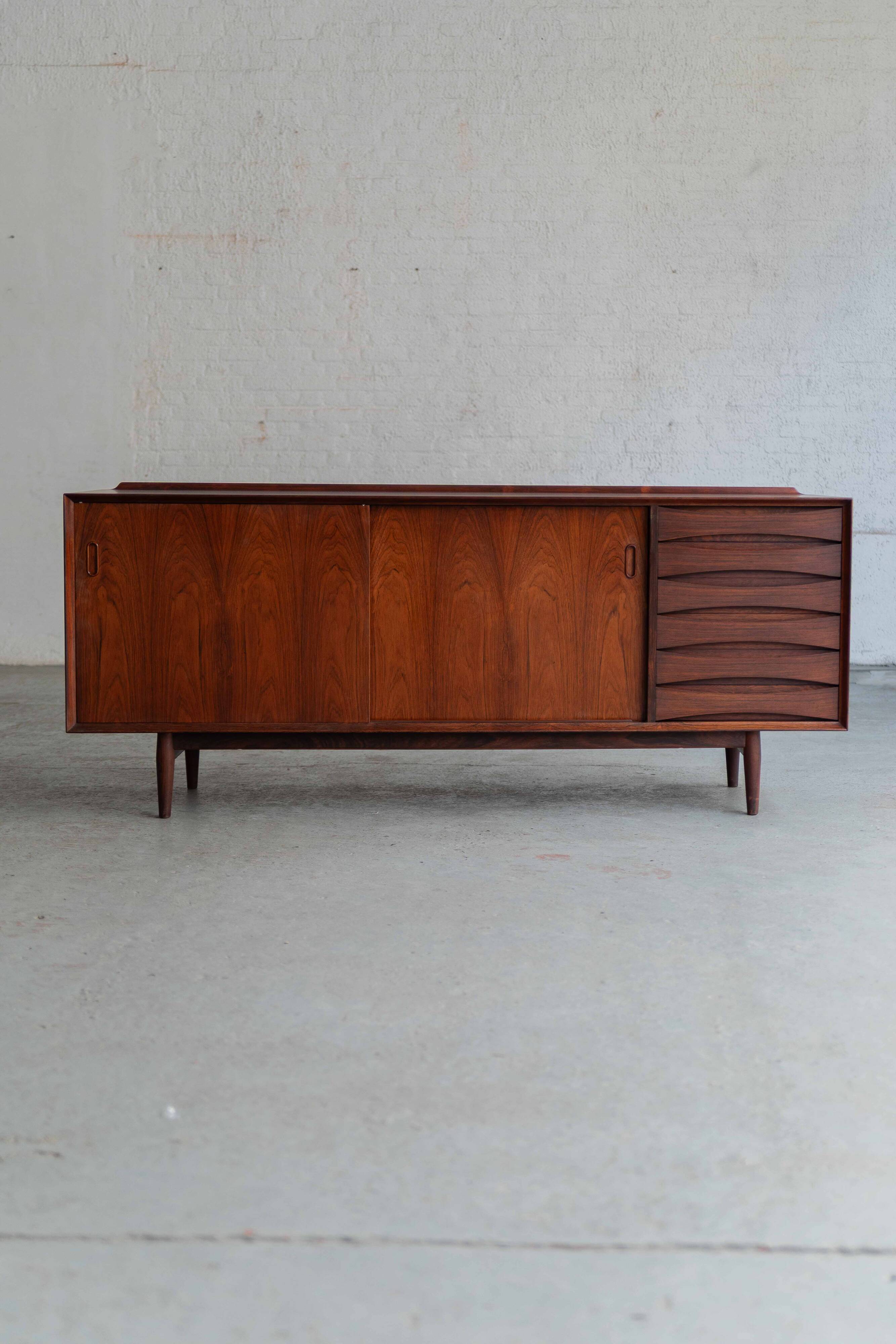 Sideboard 'OS 29' by Arne Vodder