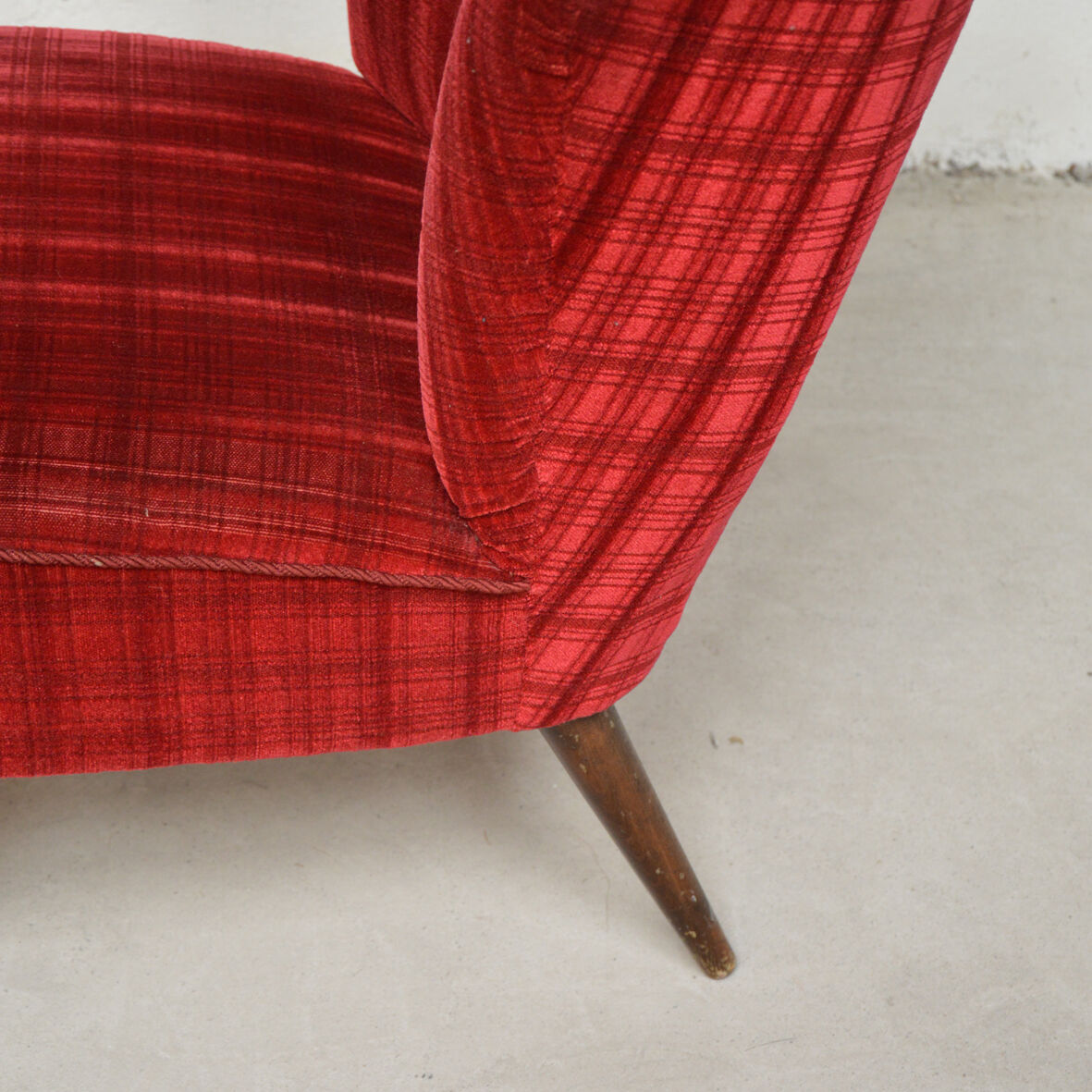 Paire de fauteuils cocktail 1960
