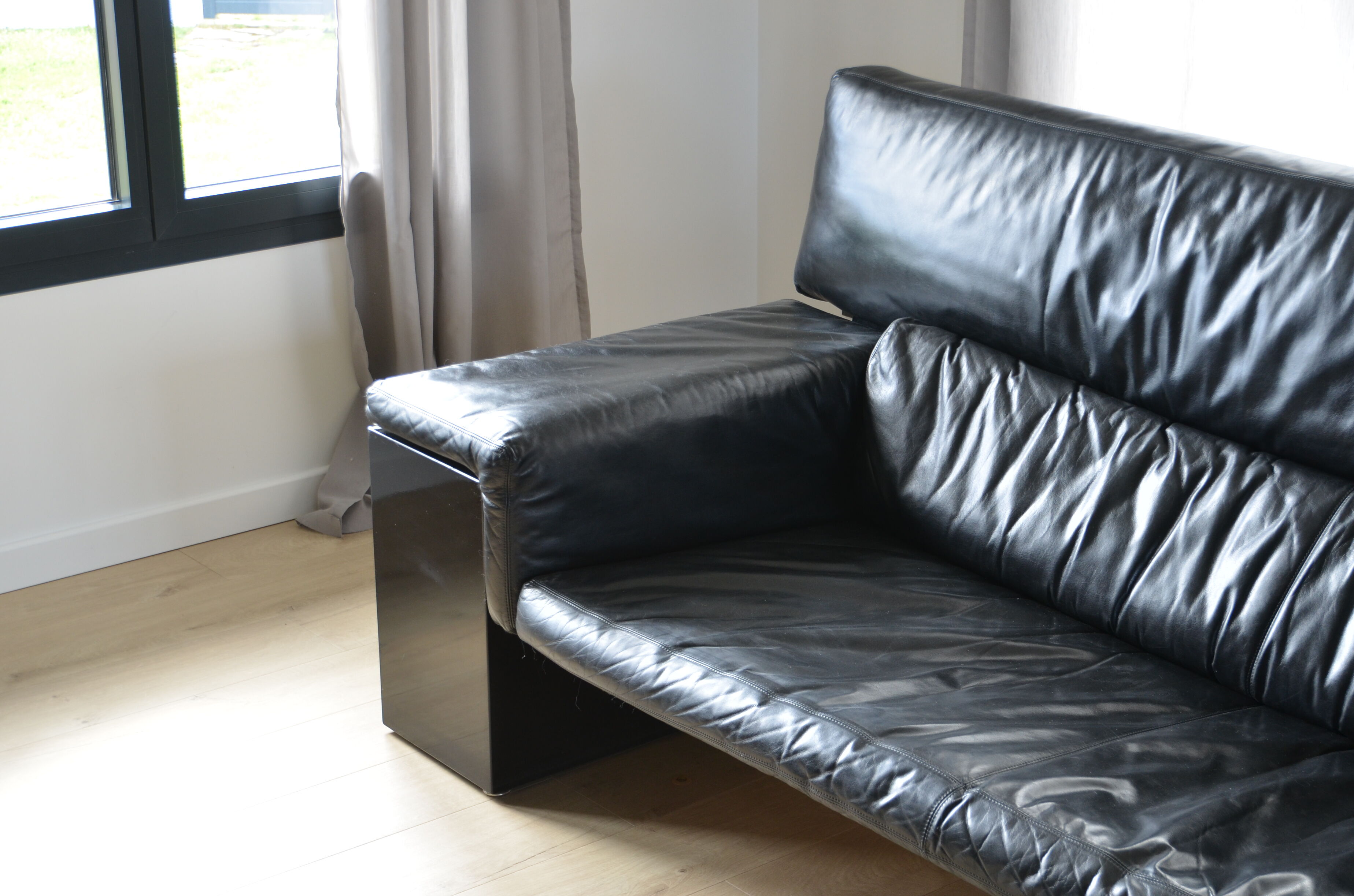 "Brigadier" sofa from Cini Boeri Knoll edition