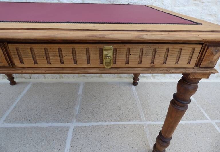 Antique desk with 2 drawers and burgundy faux leather top - Very good condition -
