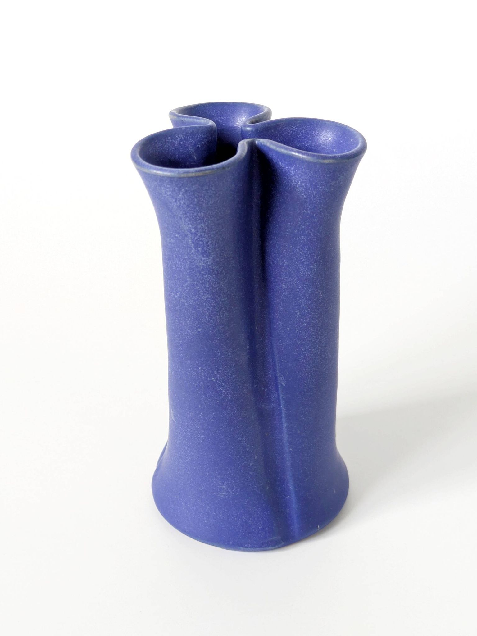 Vase soliflore en céramique bleue, Aage Würtz Danemark, années 60