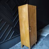 Small wardrobe with compass feet