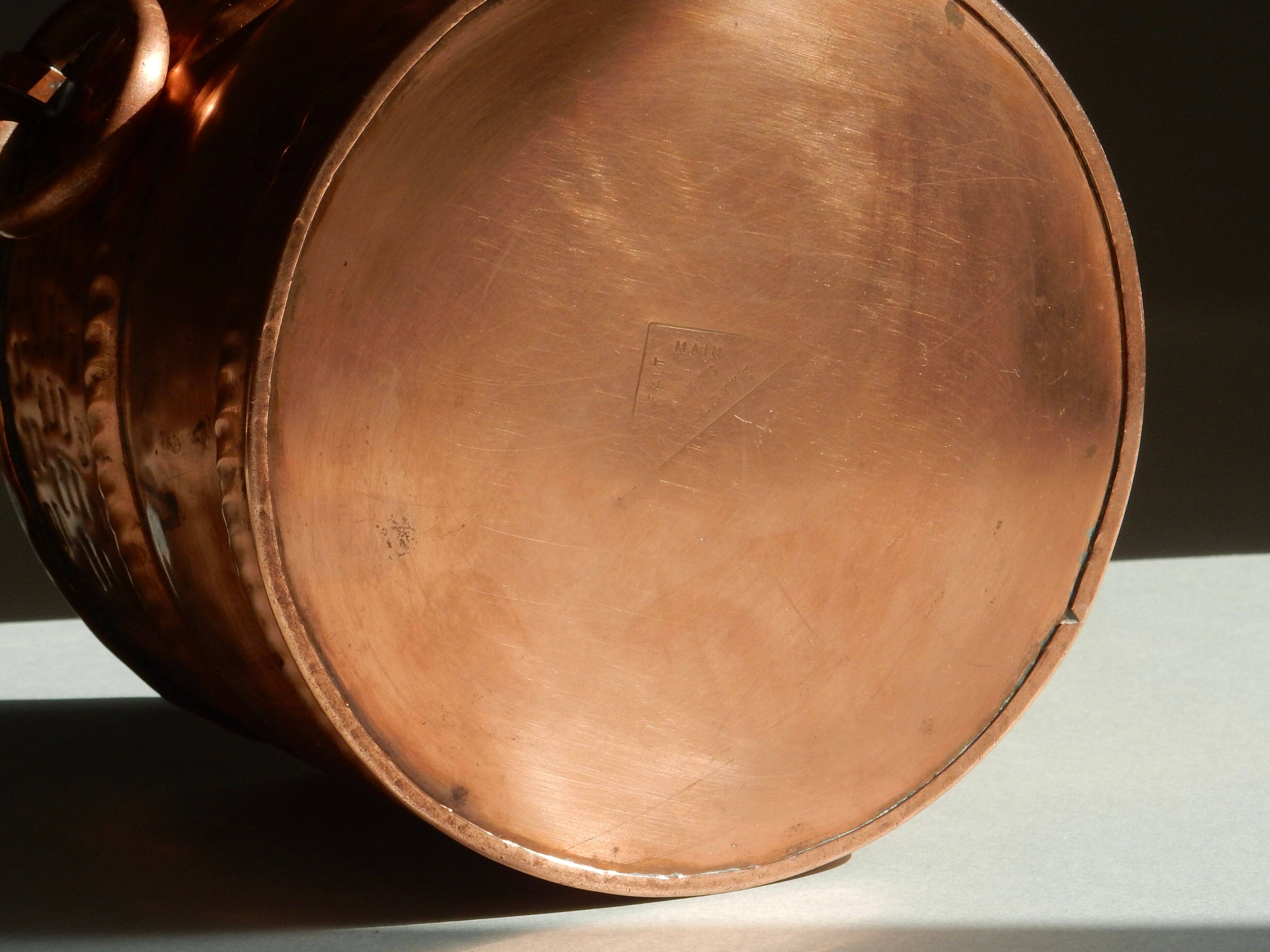 Cache-pot en cuivre rose France