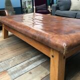 Banc de gymnastique, table basse