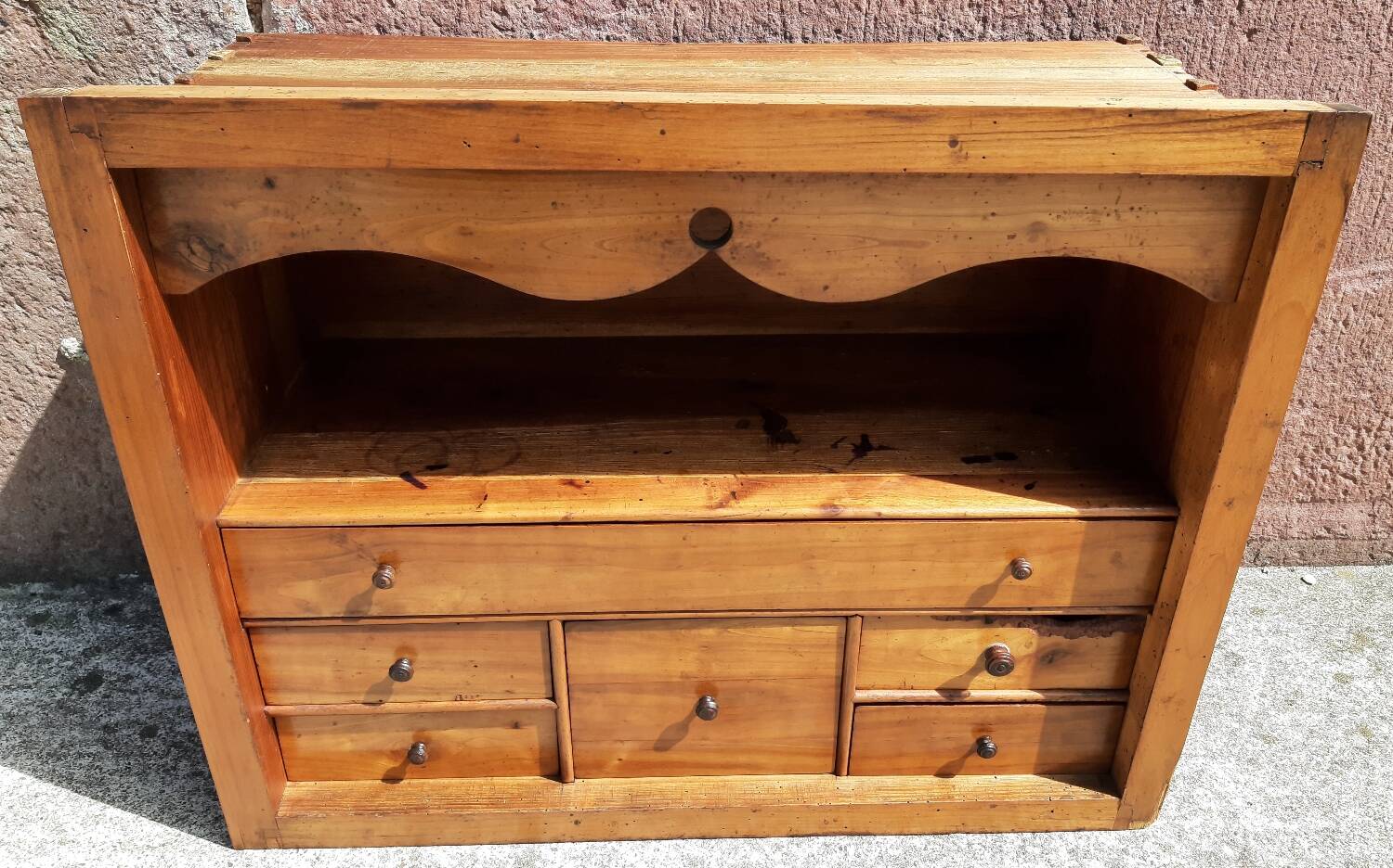 Intérieur d' écritoire à tiroirs.