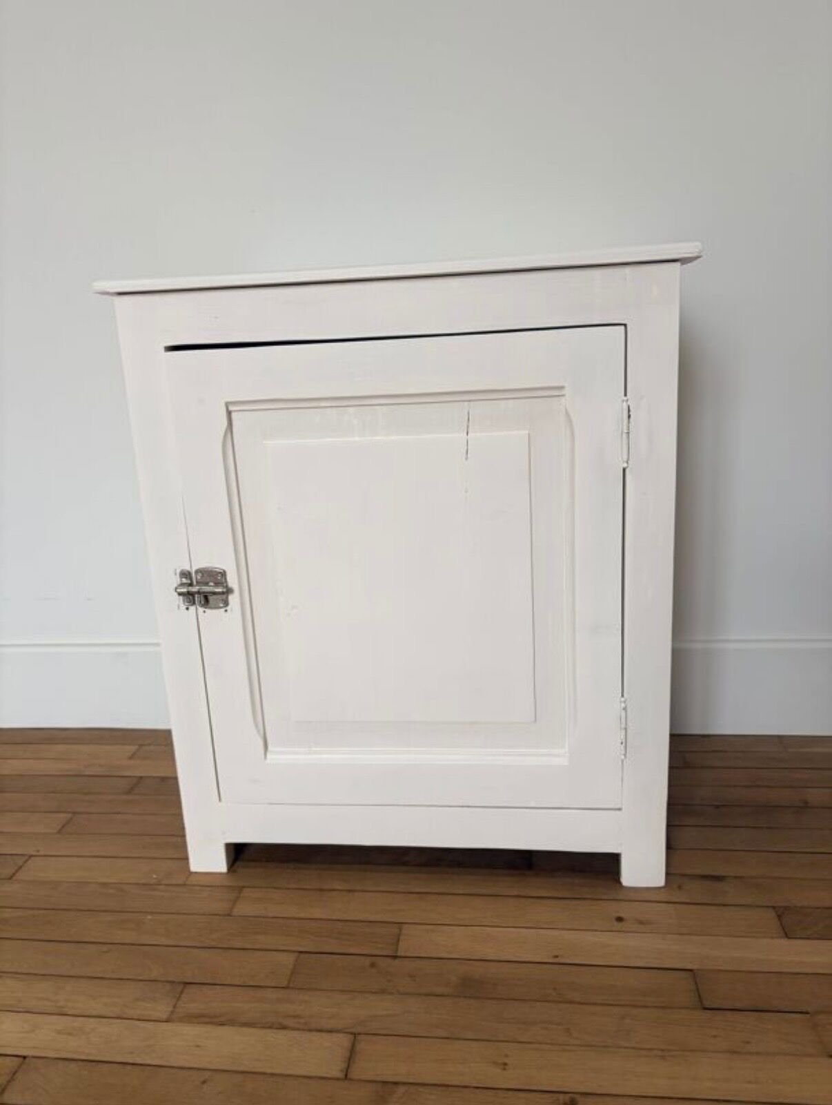 Vintage Parisian buffet compotier 260313