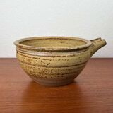 Mid-century modern British studio pottery bowl by Richard Batterham, 1960s.