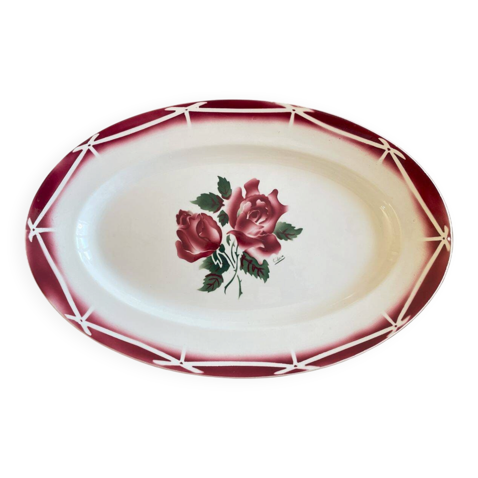 Antique serving dish in Sarreguemines earthenware.