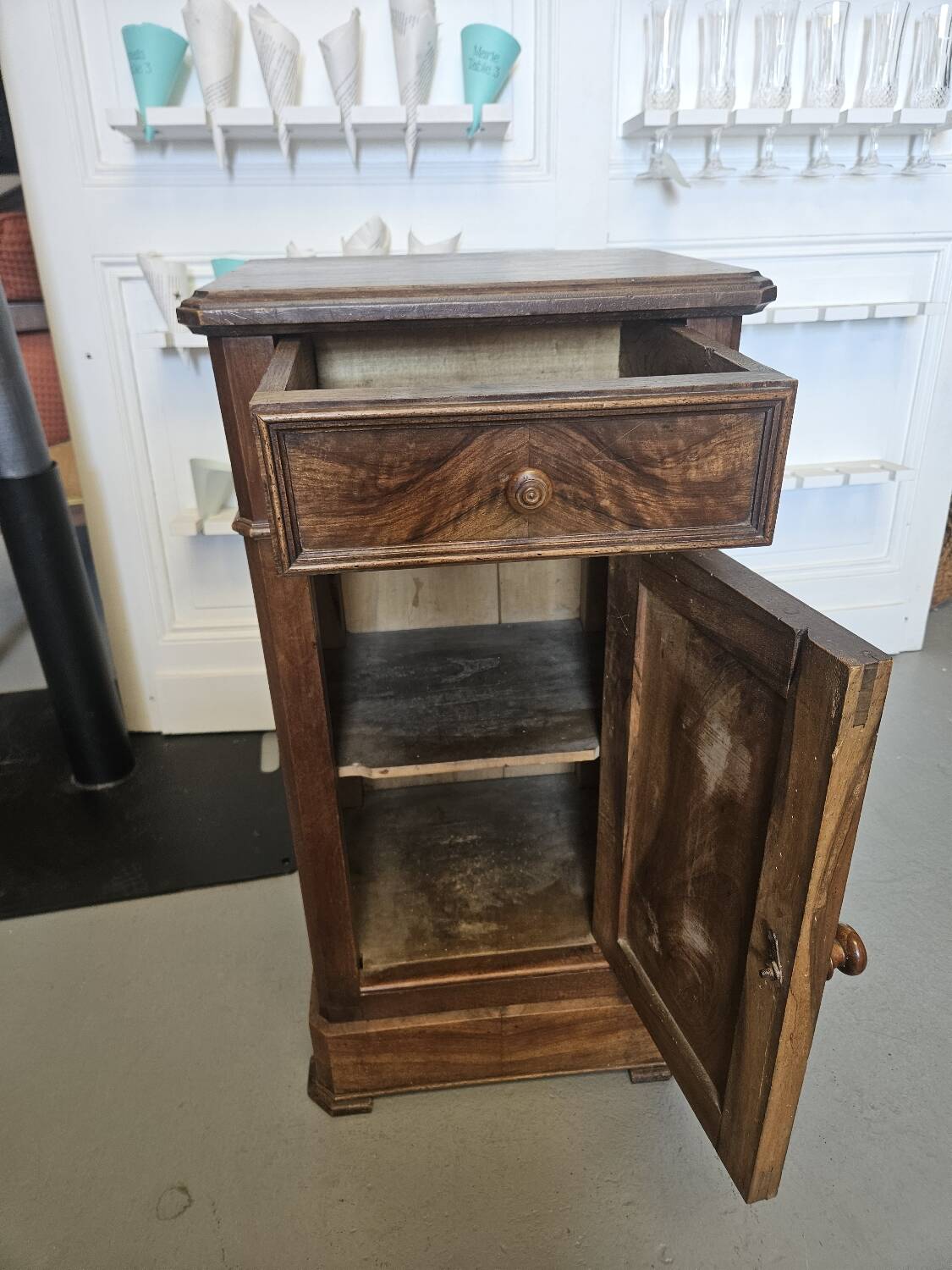 Meuble de rangement, chevet en bois massif