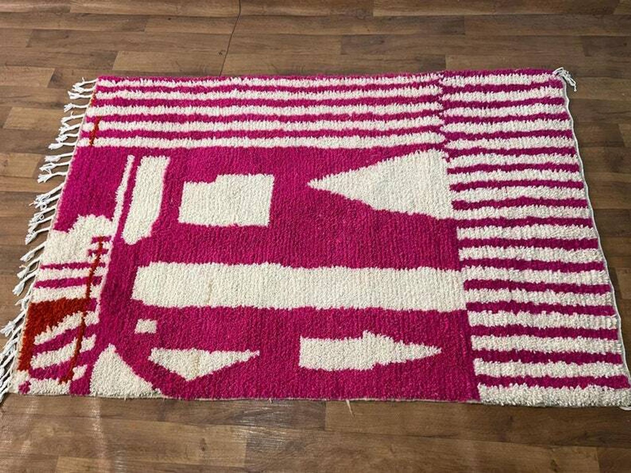 Grand tapis rose fait main 300cmx200cm