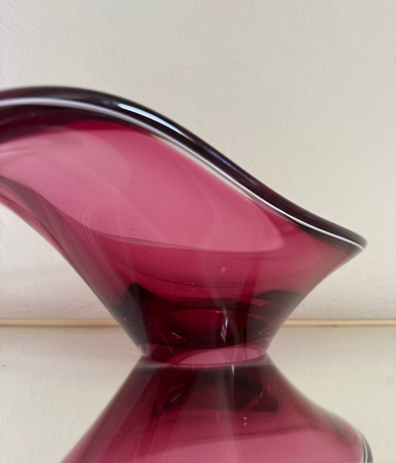 Scandinavian blown glass bowl Paul Kedelv 1950s