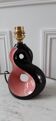 Pied de lampe en céramique rose et noire design Vallauris années 70