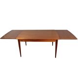 Scandinavian 60' extending table