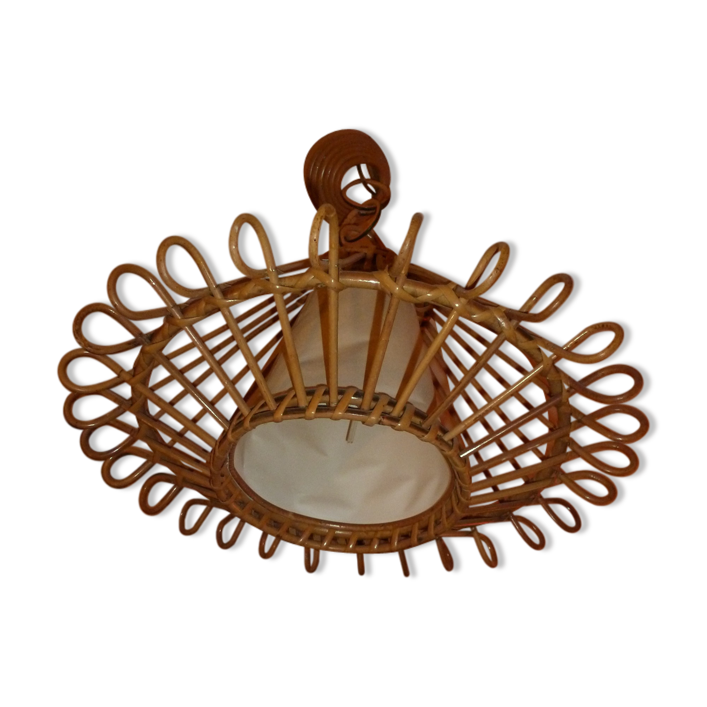 Lustre rotin