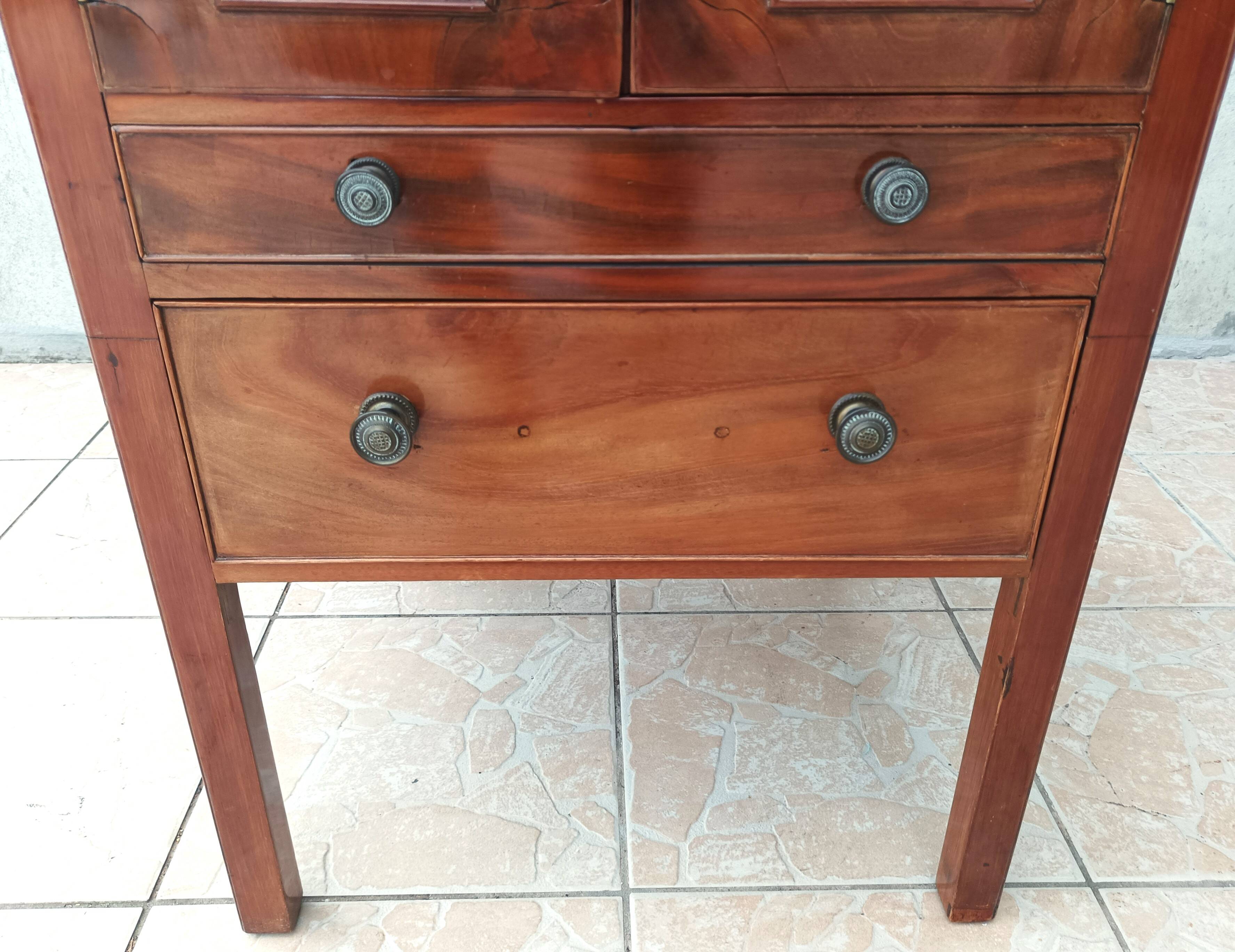 Meuble de barbier ou bar anglais en acajou
