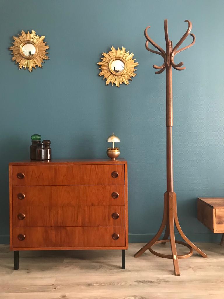 Superb coat hanger Baumann 1960 vintage parrot