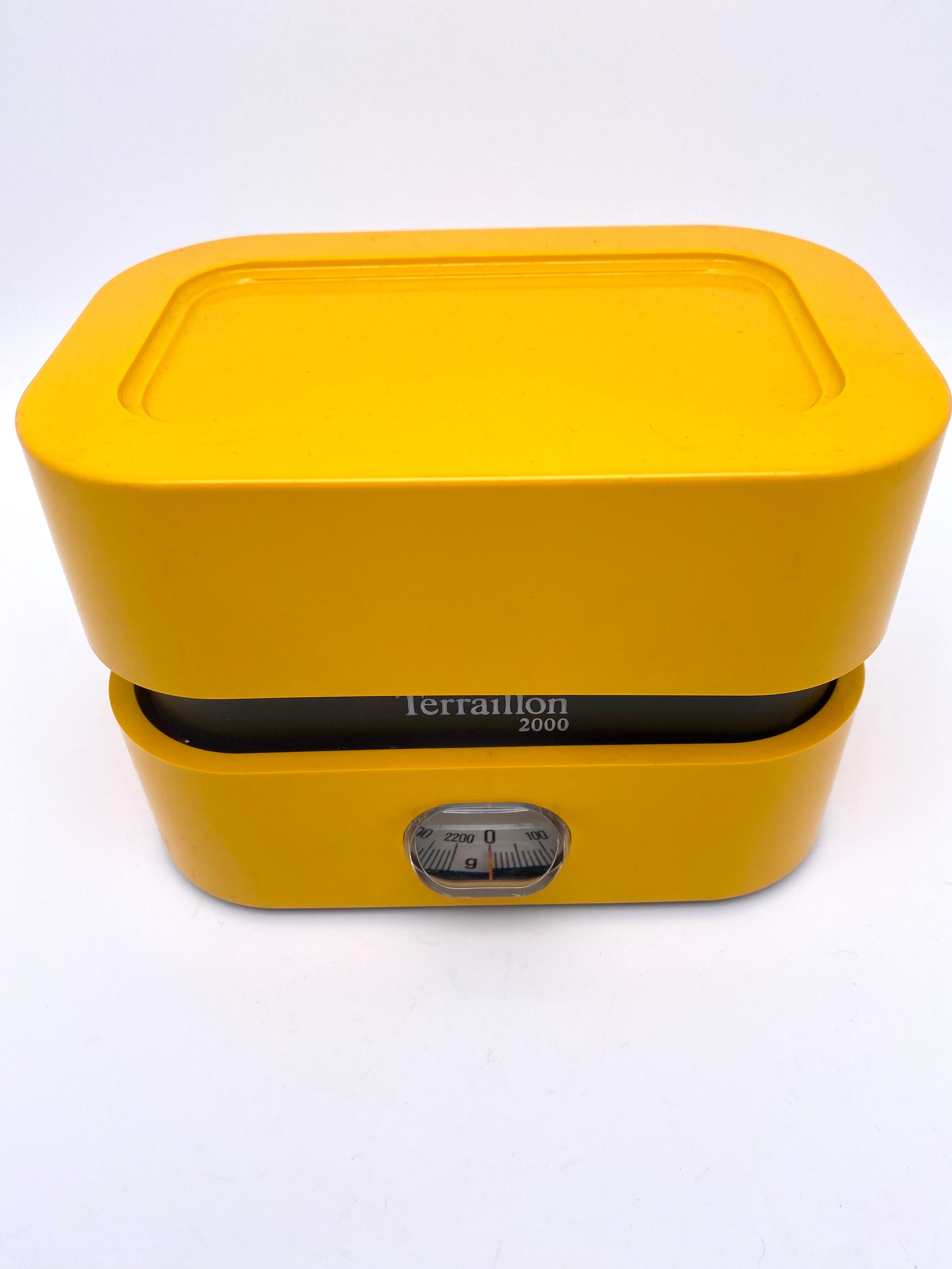 Vintage Terraillon yellow household scale