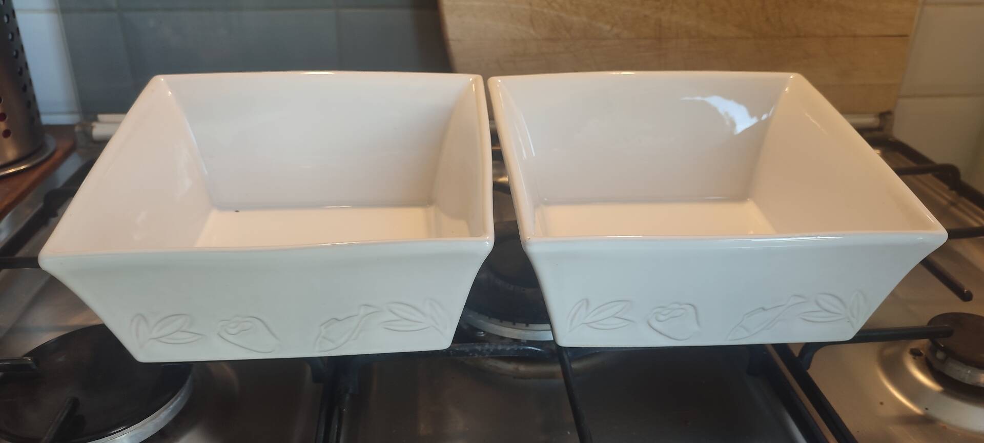 Two asymmetrical square gratin dishes BCI numbered, Made in France