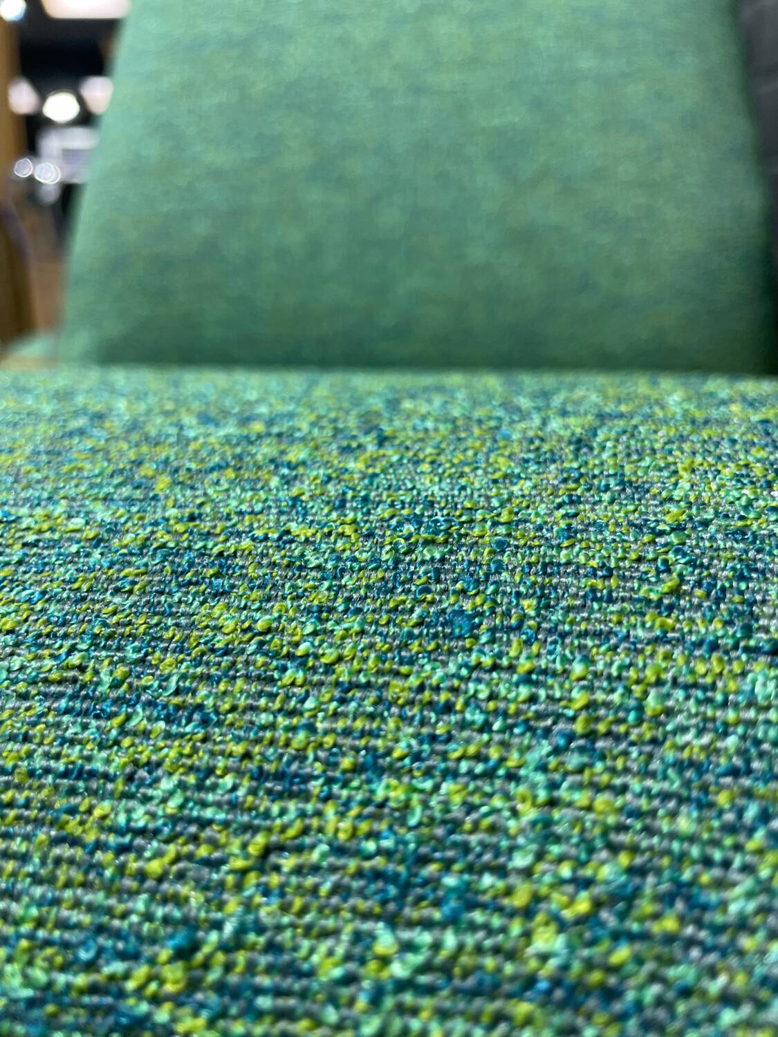 Paire de fauteuils par Tatra Nabytok