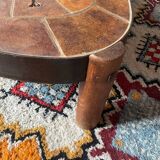 “Les clefs” tripod coffee table
