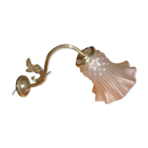 Wall-mounted tulpe wall shaped iris in frosted glass