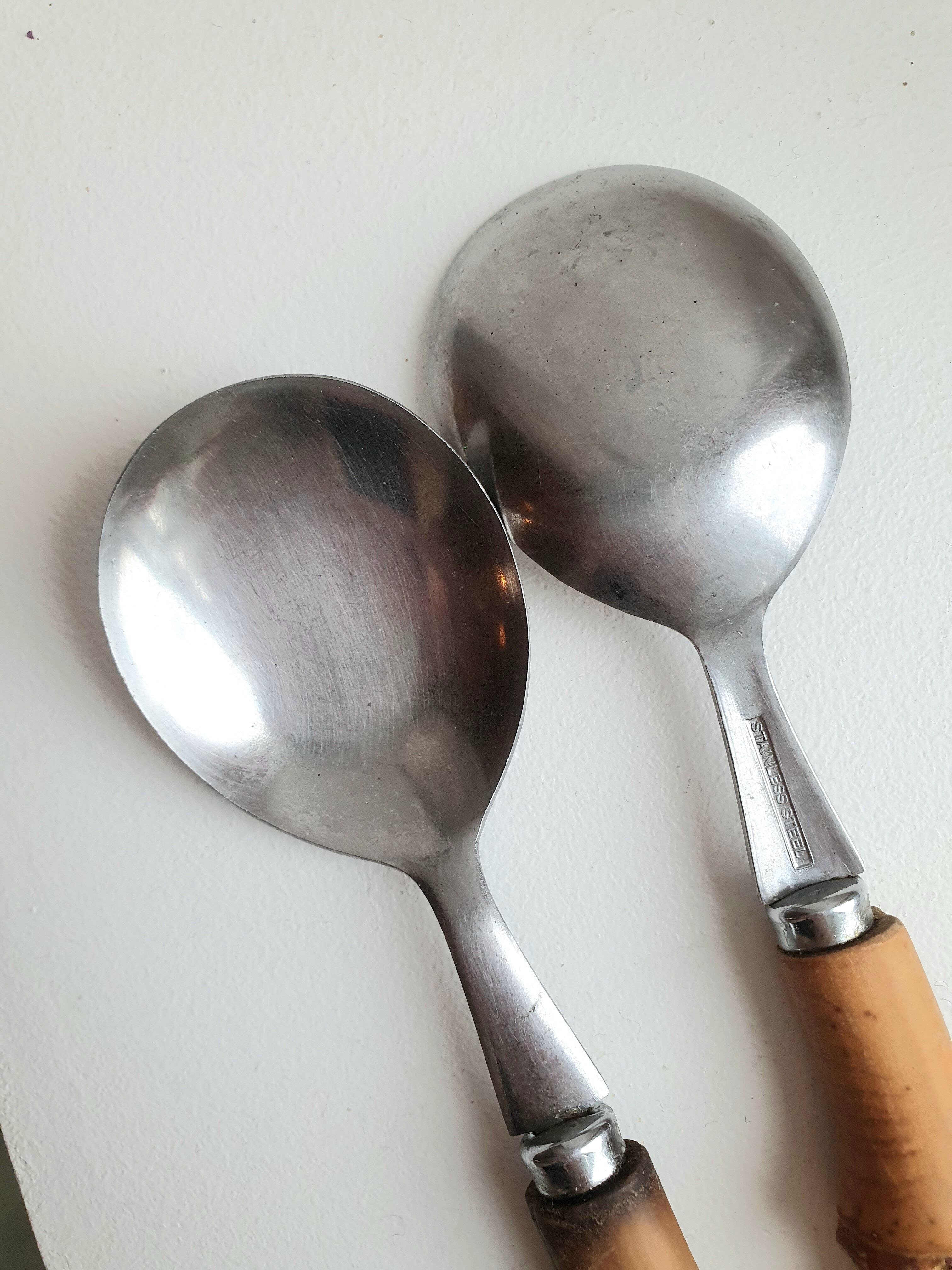 Bamboo sleeve salad cutlery