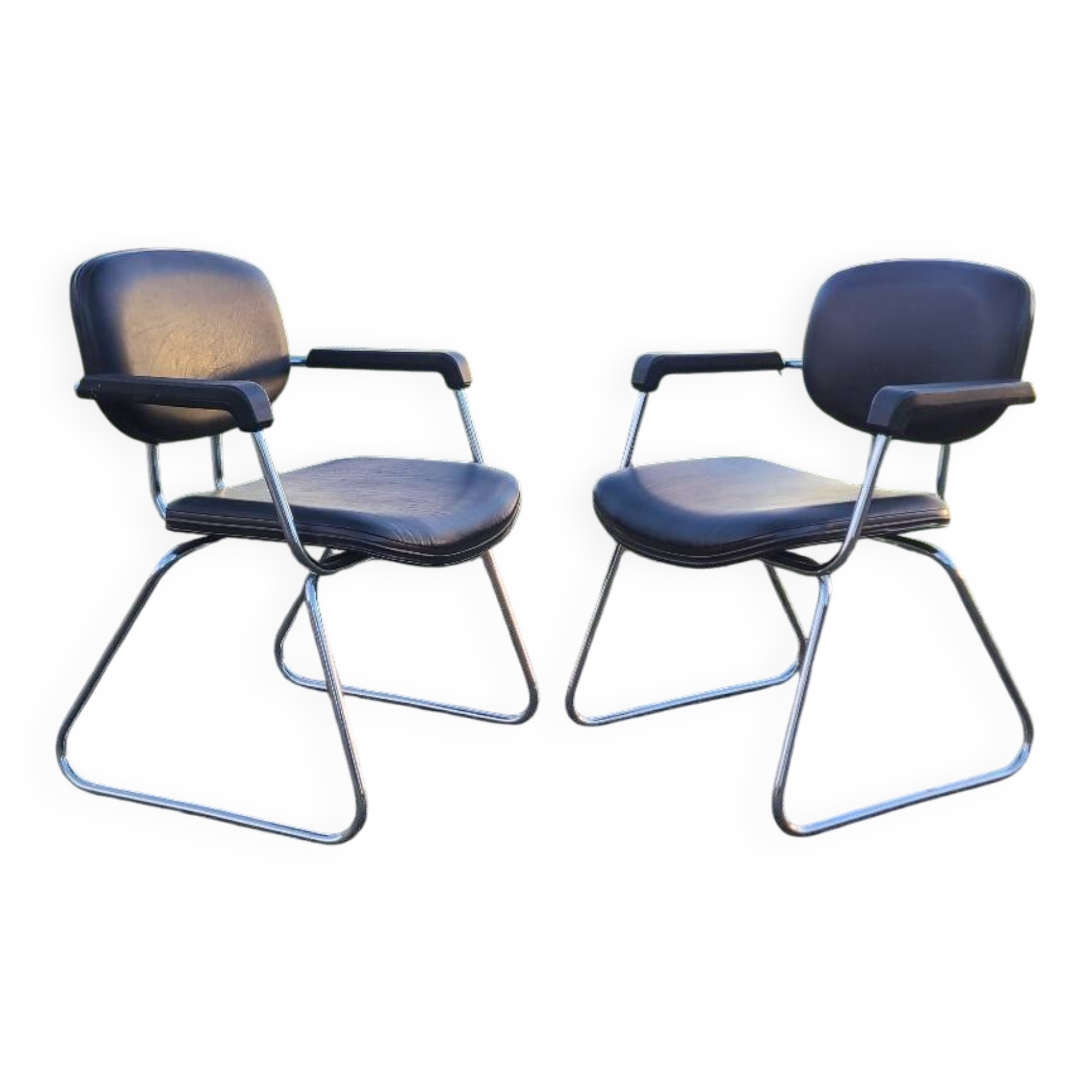 Pair of Unimob Lingua 97 armchairs