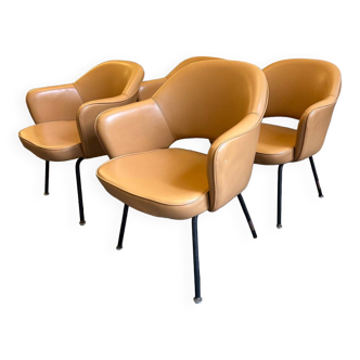 Rare series of 4 Eero Saarinen “conference” armchairs for Knoll circa 1970