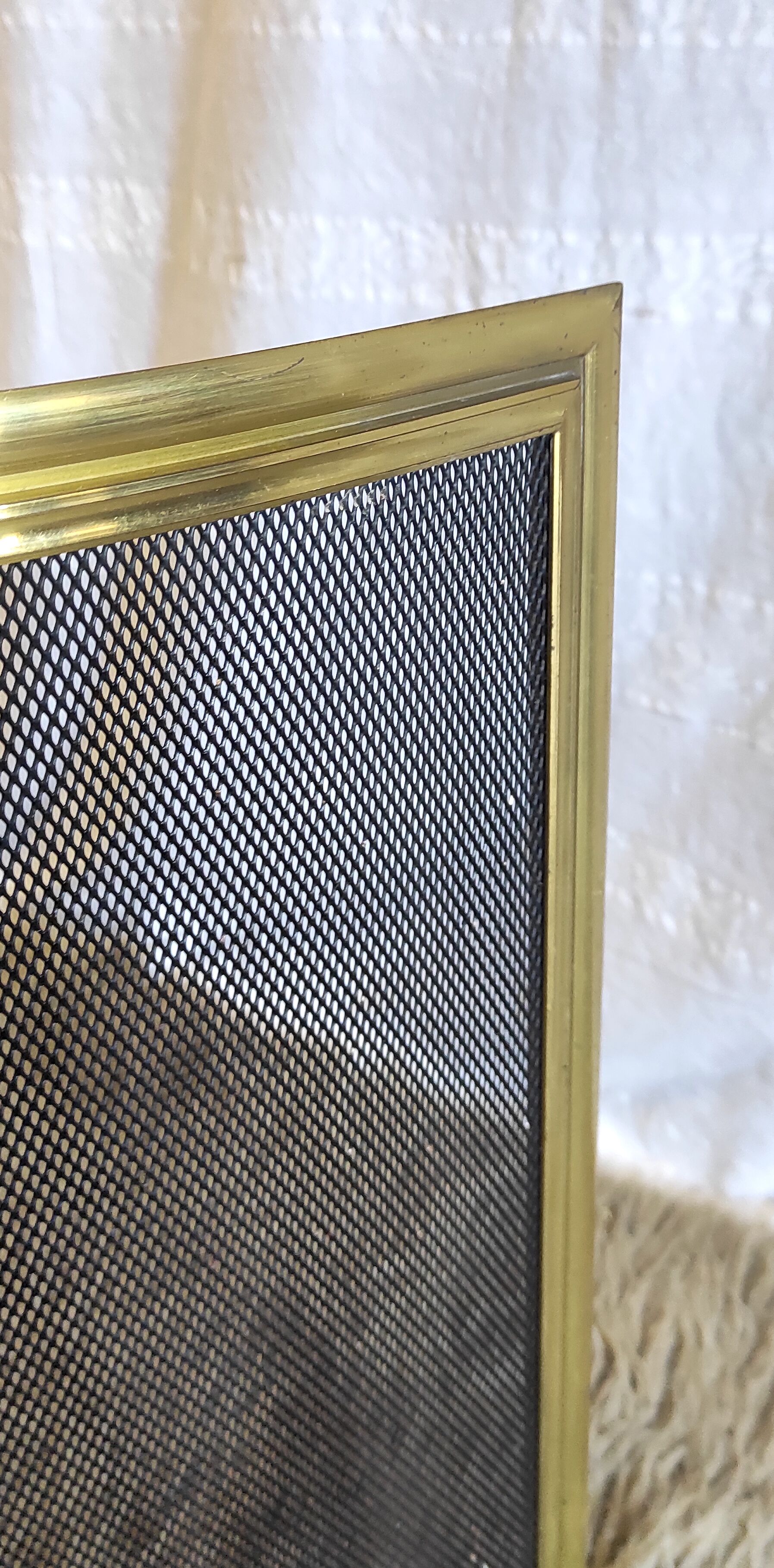 Brass bow firewall and metal mesh