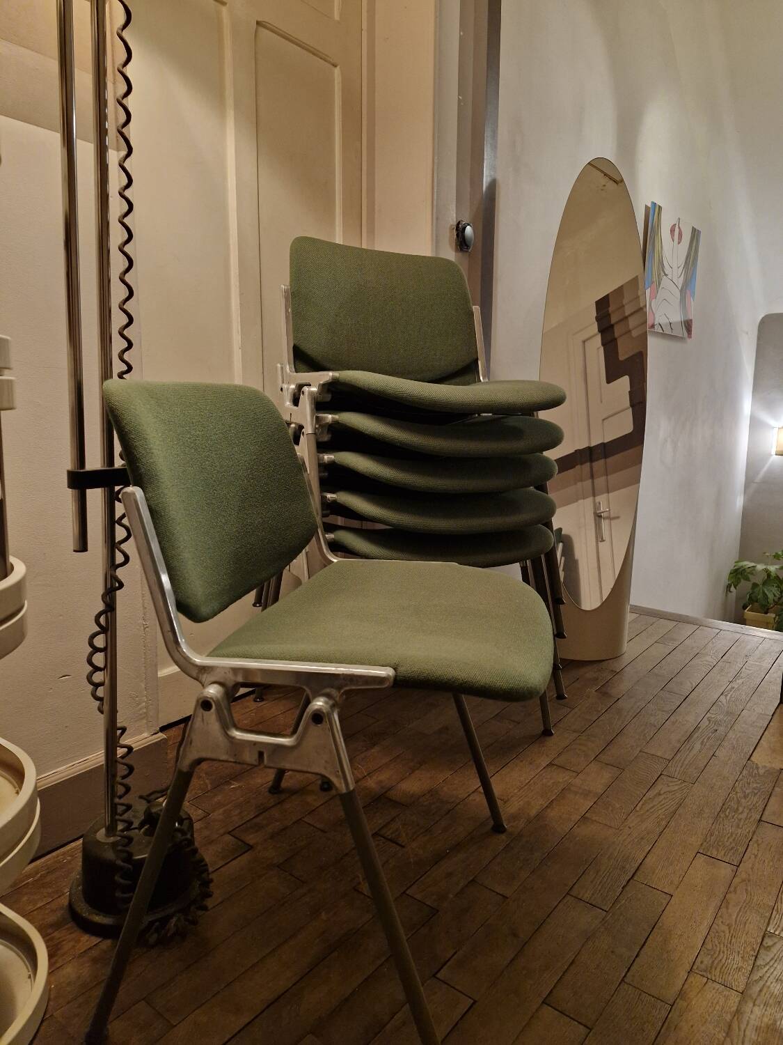 Suite of 6 DSC 106 chairs by Giancarlo Piretti for Castelli / Anonima.