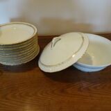 Plates and tureen vintage