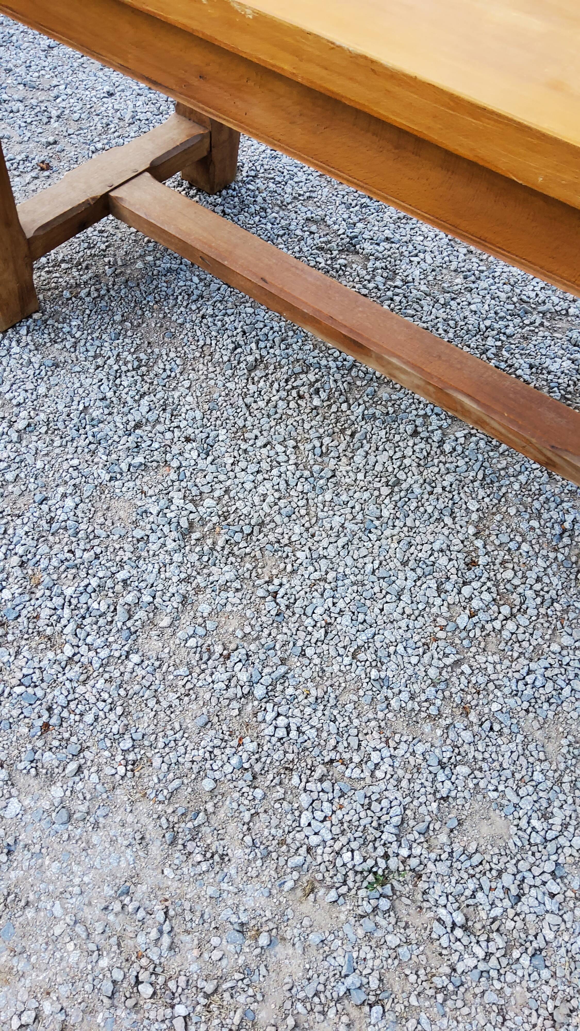 Table de ferme en hêtre et chêne 1 tiroir en ceinture 200cm