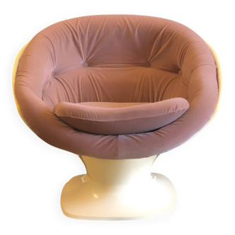 Fauteuil modèle Space Age de Raphaël Raffel