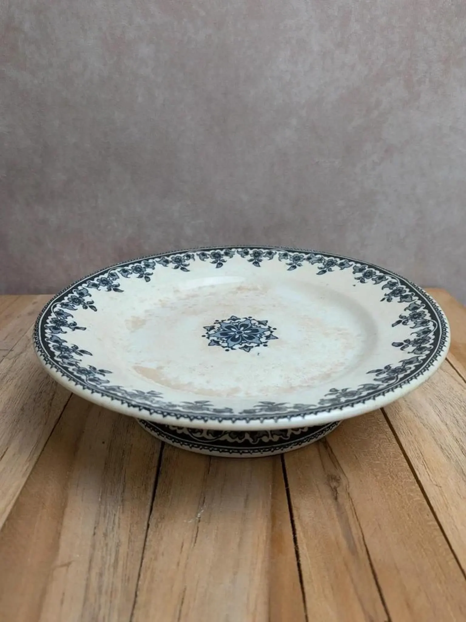 Compote dish Terre de fer H. Boulenger & Cie – Gagny model – Blue floral decoration