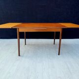Table à manger des années 70