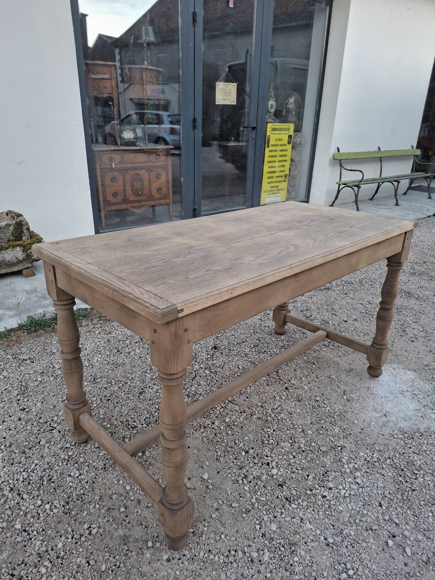 Solid oak farmhouse table fully sandblasted.