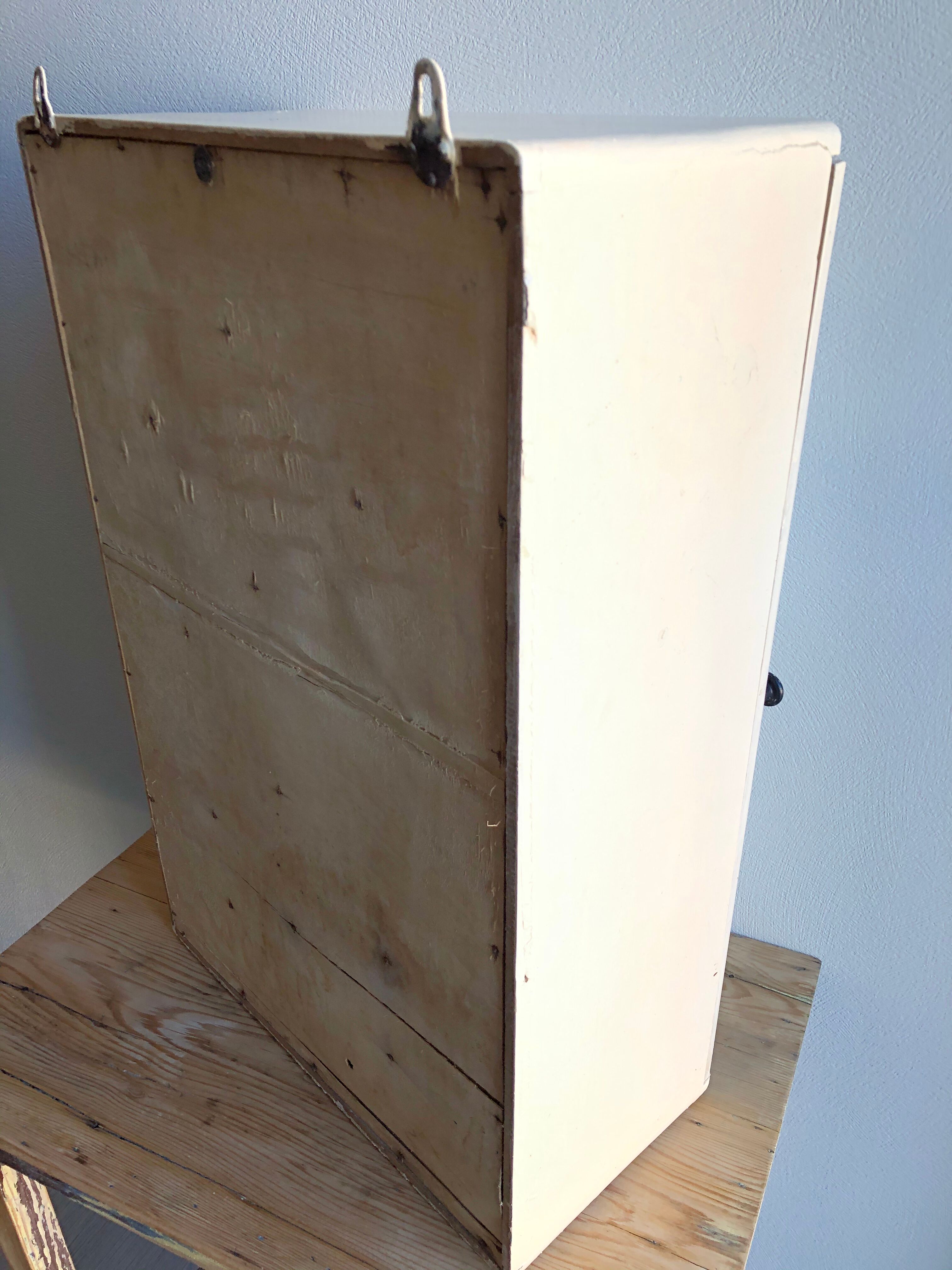 Manufrance pharmacy toilet cabinet mirror