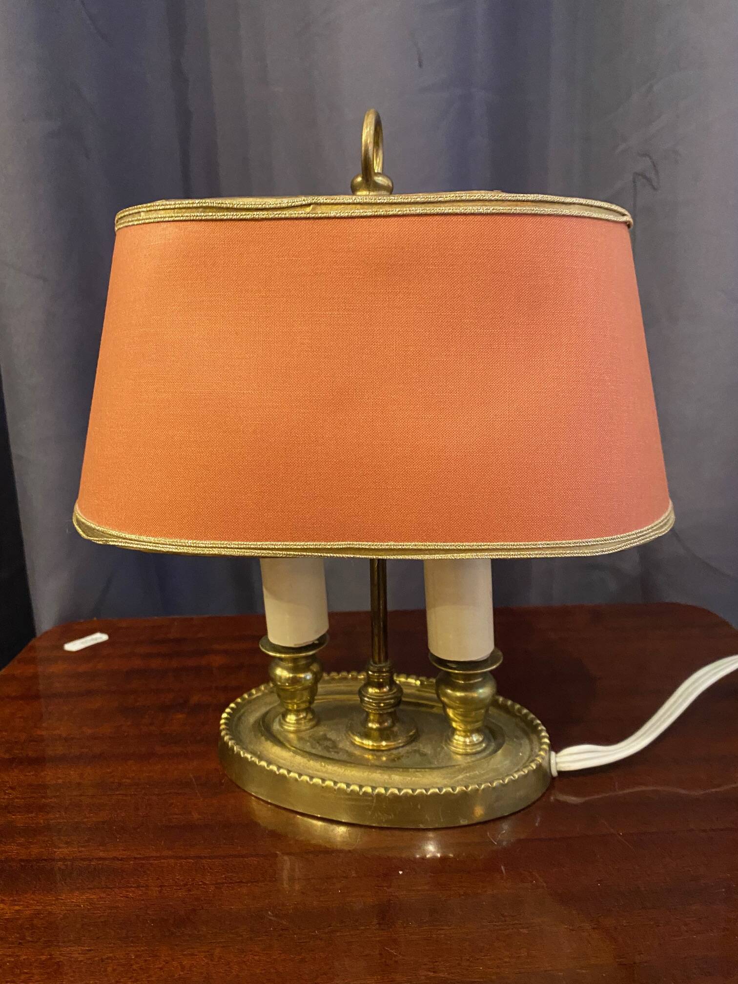 Lampe bouillotte en bronze double feux avec abat-jour tissu petit modèle