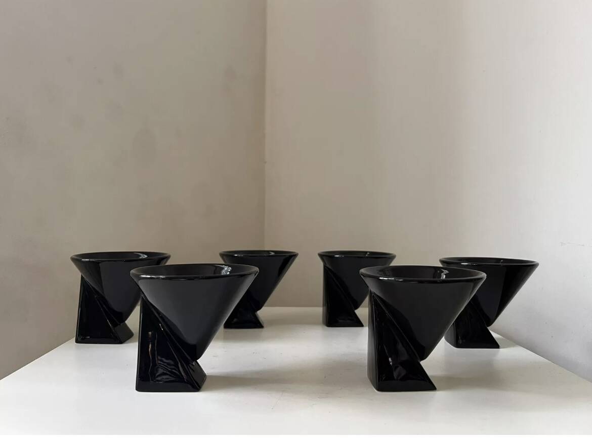 Black coffee cups designed by Pierre Casenove Studio Salins, Memphis style
