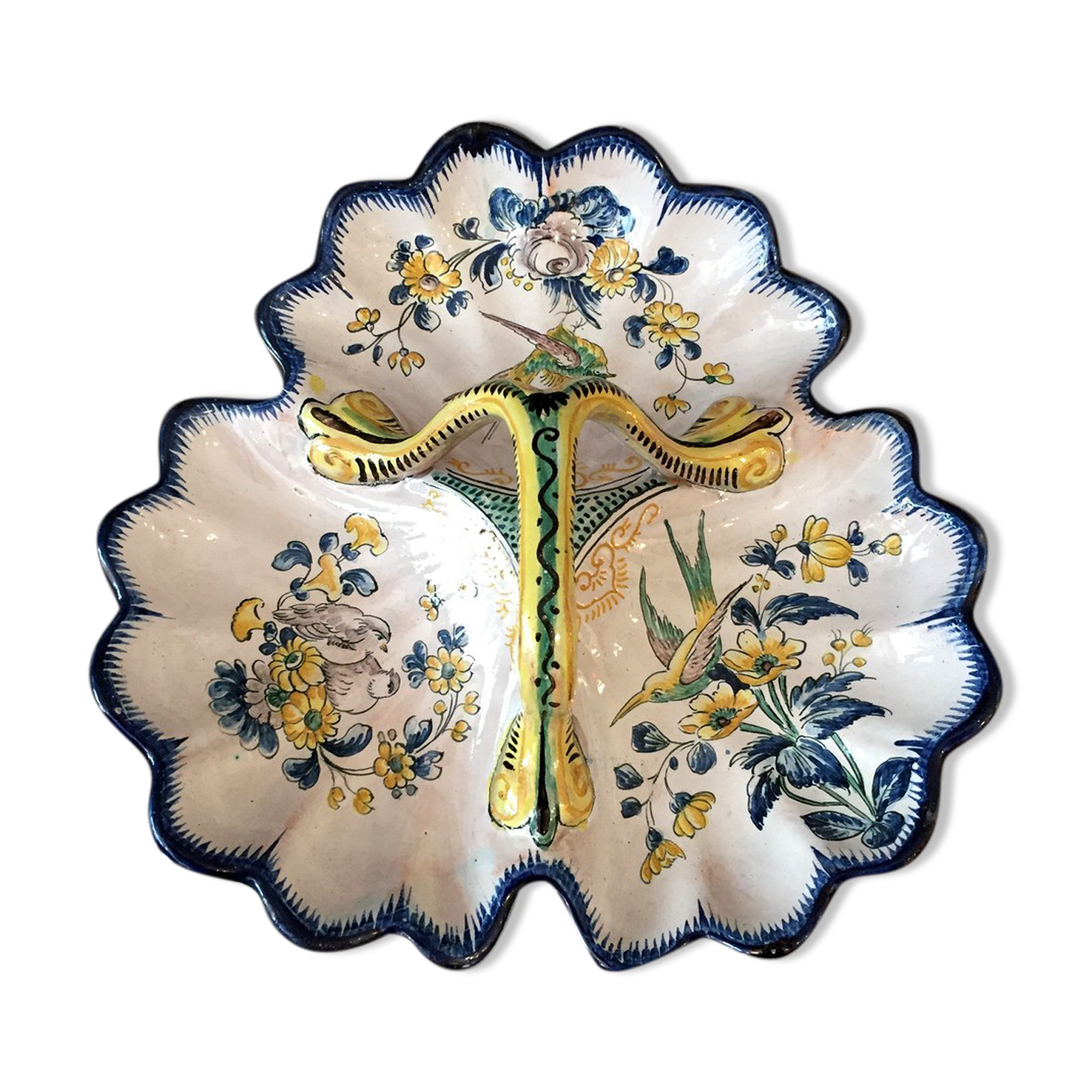 Serviteur  ou mendiant en faïence de Nevers felicien cottard (1865-1923)