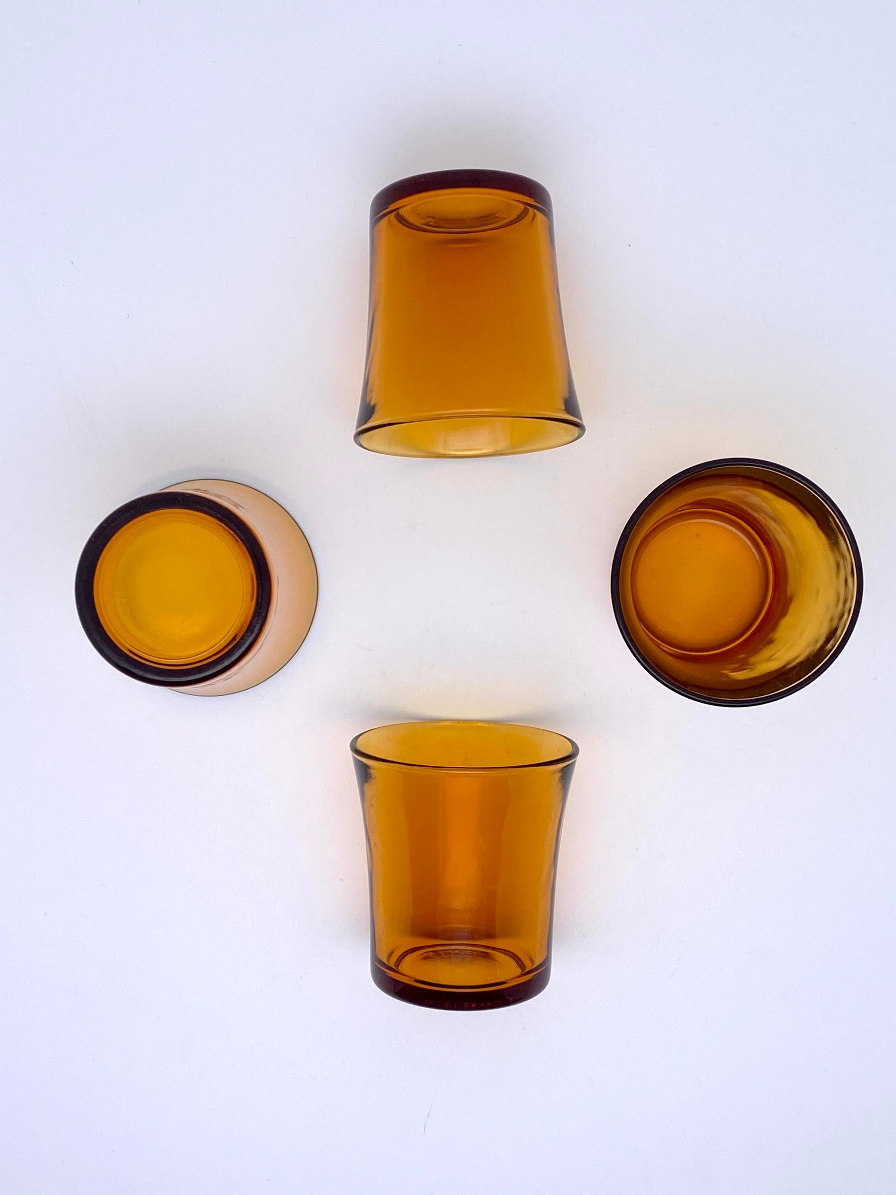 4 Duralex water glasses