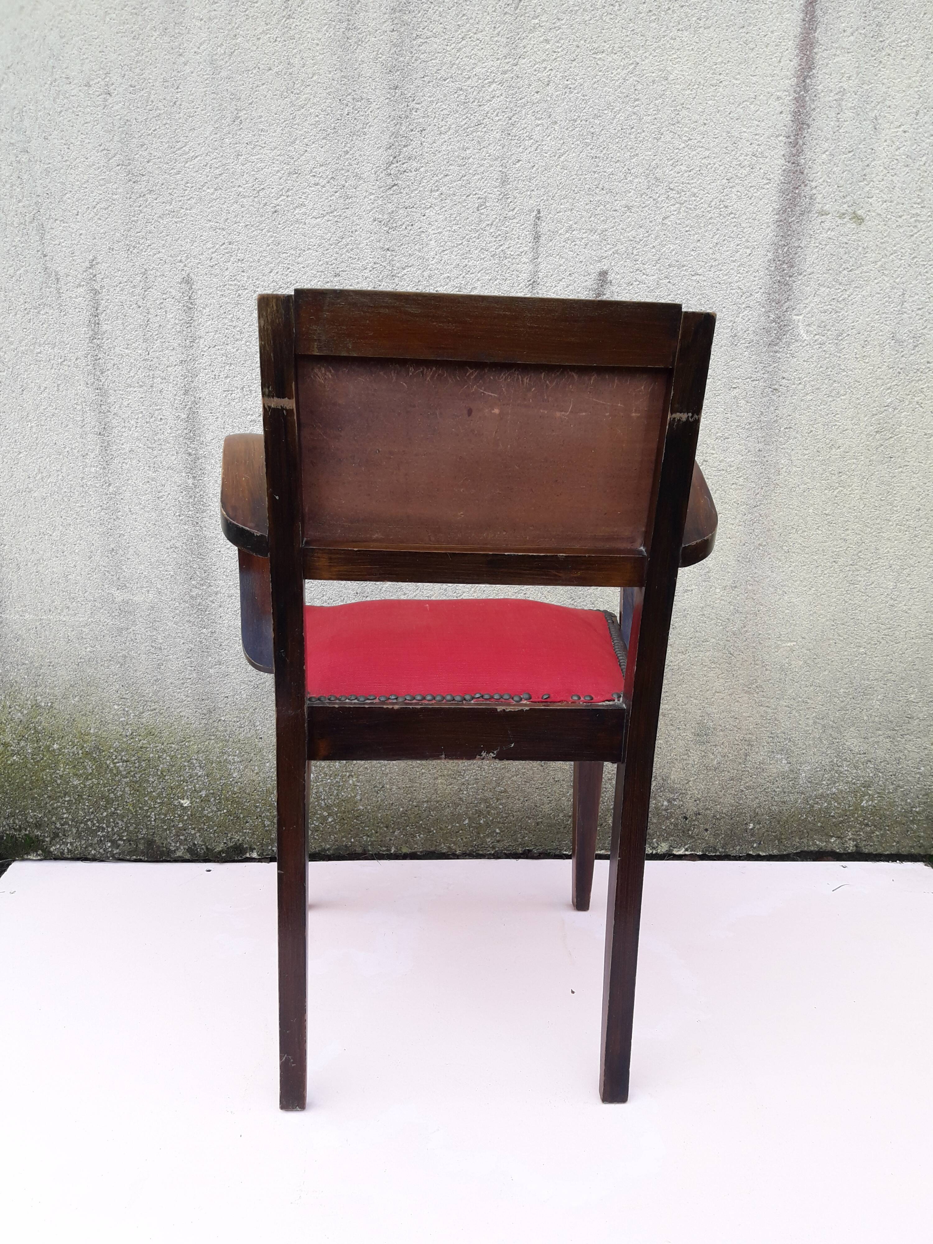 Bridge chair in red ribbed fabric